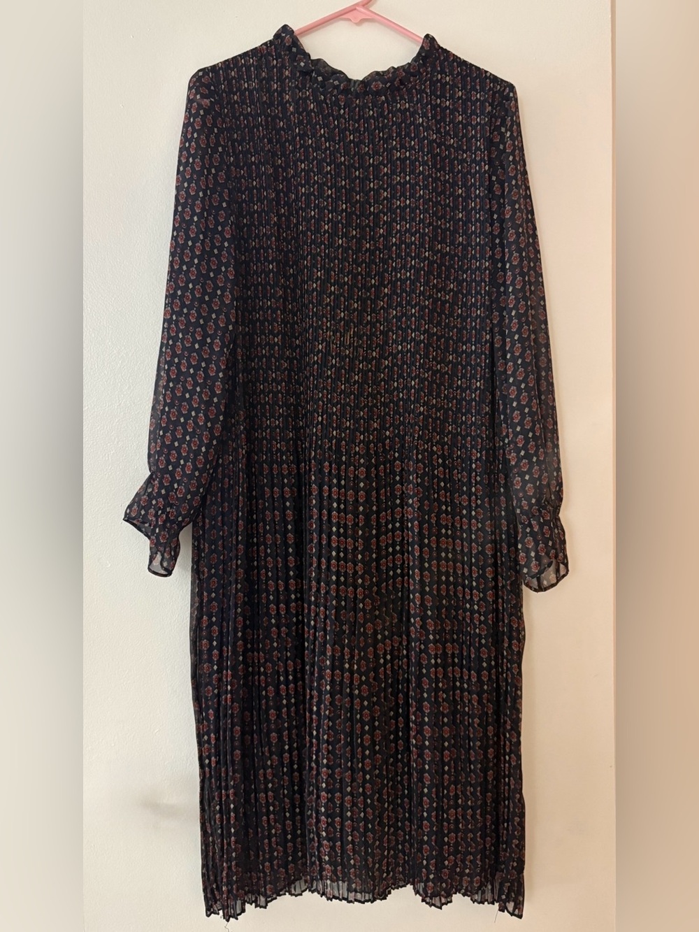 Sam Edelman Black Floral Pleated Long Sleeve Midi Dress